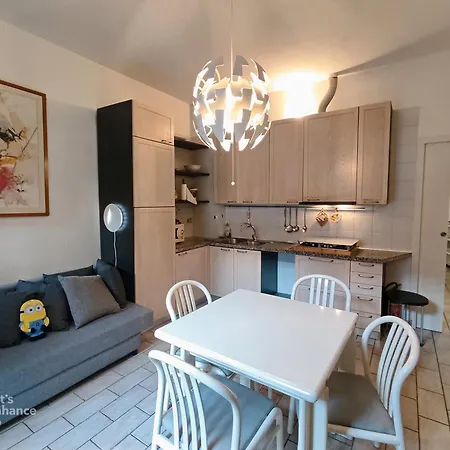 Isola Di Chinatown Bilocale Storico Nel Cuore Di Milano, Comfort E Stile Autentico Con 3 Letti Extra Large Milano