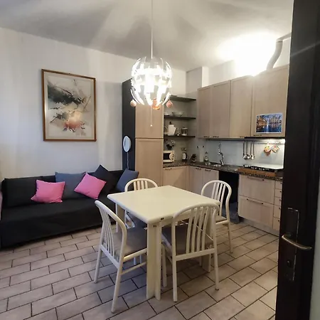 Isola Di Chinatown Bilocale Storico Nel Cuore Di Milano, Comfort E Stile Autentico Con 3 Letti Extra Large *