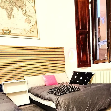 Isola Di Chinatown Bilocale Storico Nel Cuore Di Milano, Comfort E Stile Autentico Con 3 Letti Extra Large Milan