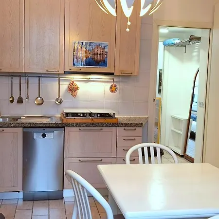 Isola Di Chinatown Bilocale Storico Nel Cuore Di Milano, Comfort E Stile Autentico Con 3 Letti Extra Large Apartment *